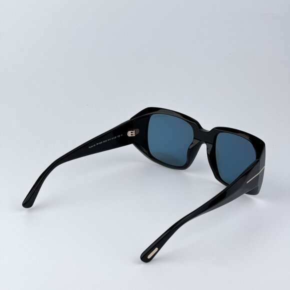 Tom Ford RYDER-02 Women BRAND NEW Sunglasses Black Blue Rectangle FT1035 01V - Picture 4 of 10